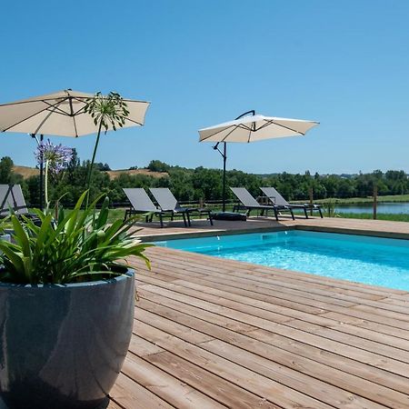 La Villa Face Au Lac Saramon Eksteriør billede