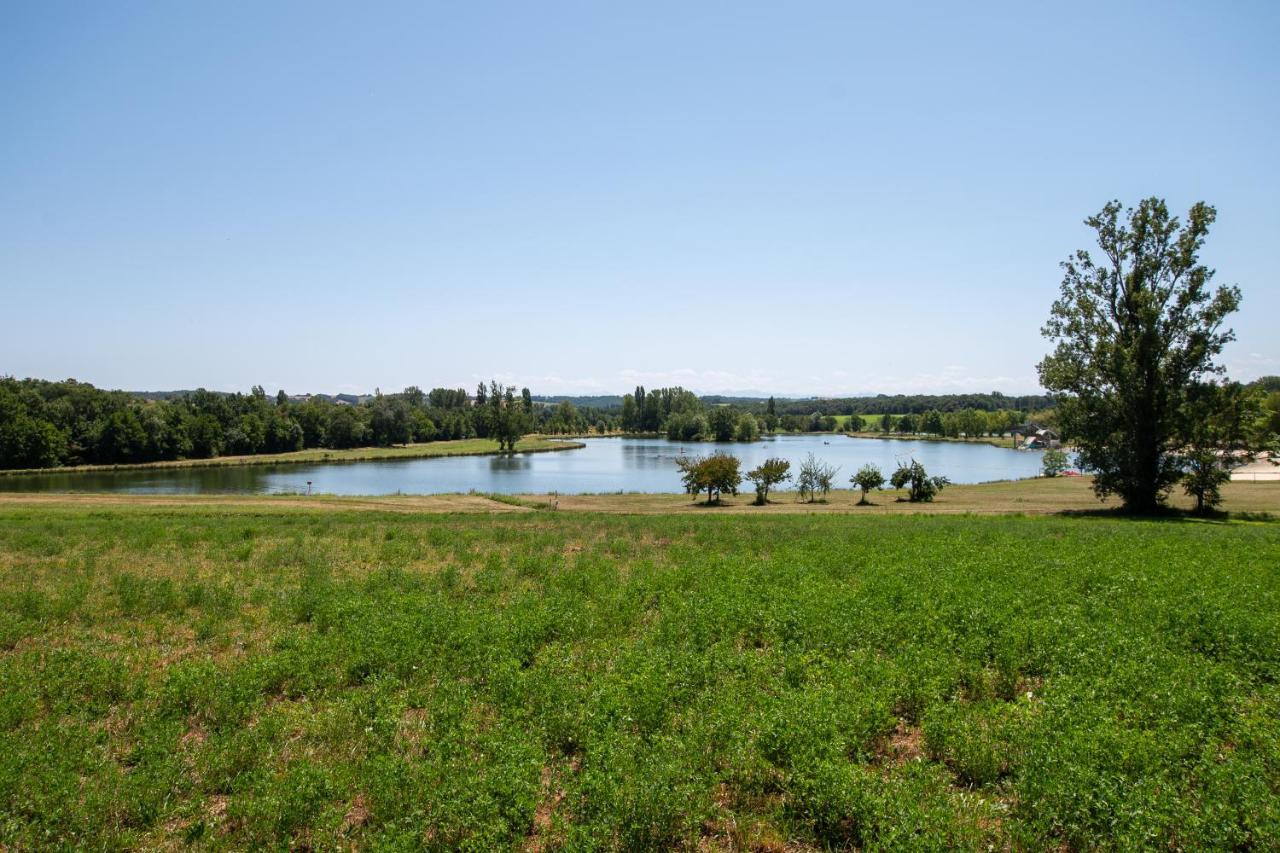 La Villa Face Au Lac Saramon Eksteriør billede